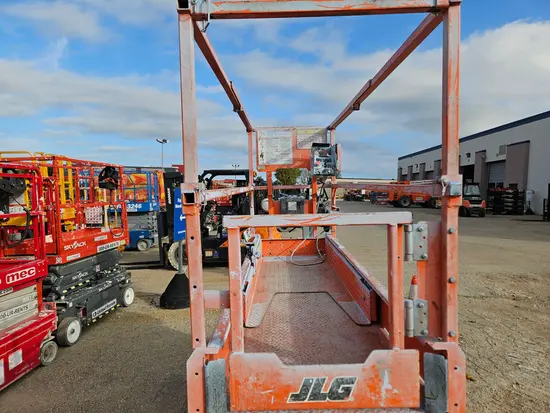 2021 JLG ES2632 Scissor Lift
