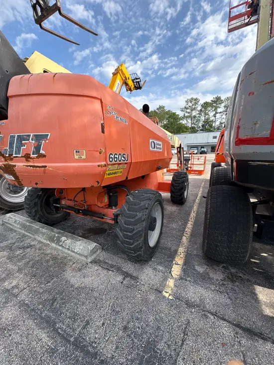 2017 JLG 660SJ Boom Lift