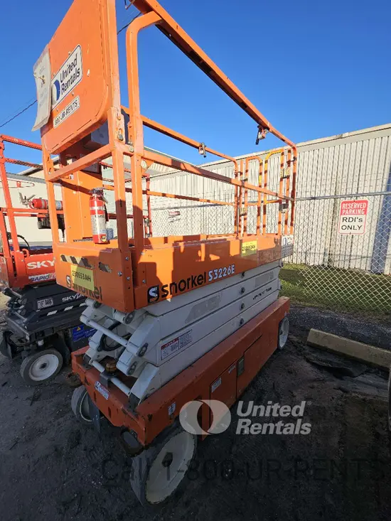2019 Snorkel S3226E Scissor Lift
