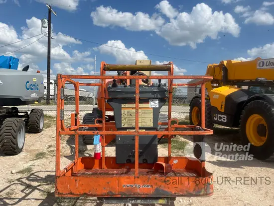 2017 JLG 450AJ Articulating Boom Lift