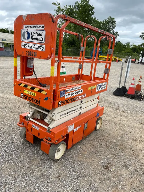 2019 Snorkel S3219E Scissor Lift