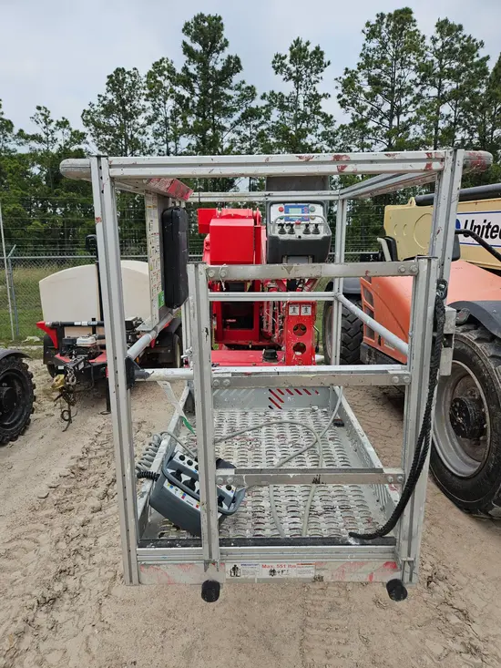 2017 TEUPEN TL63A Boom Lift