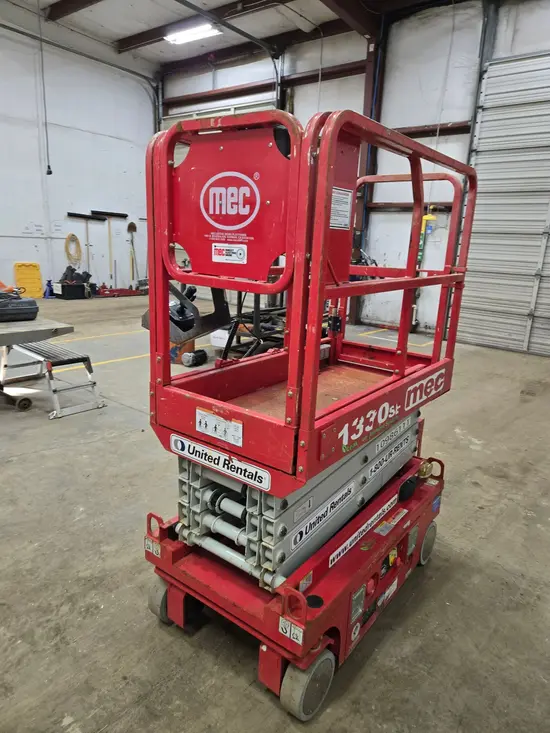 2019 MEC 1330SE Scissor Lift