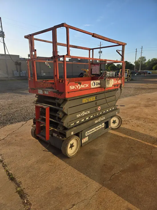 2017 Skyjack SJIII4632 Scissor Lift