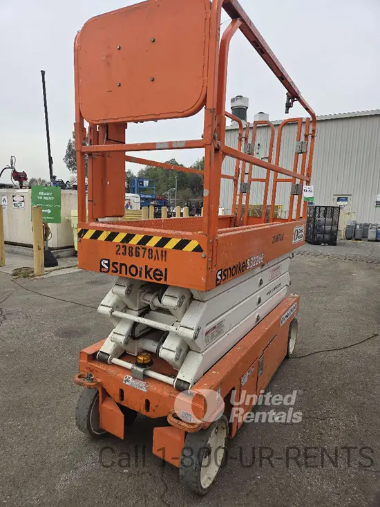 2019 Snorkel S3226E Scissor Lift