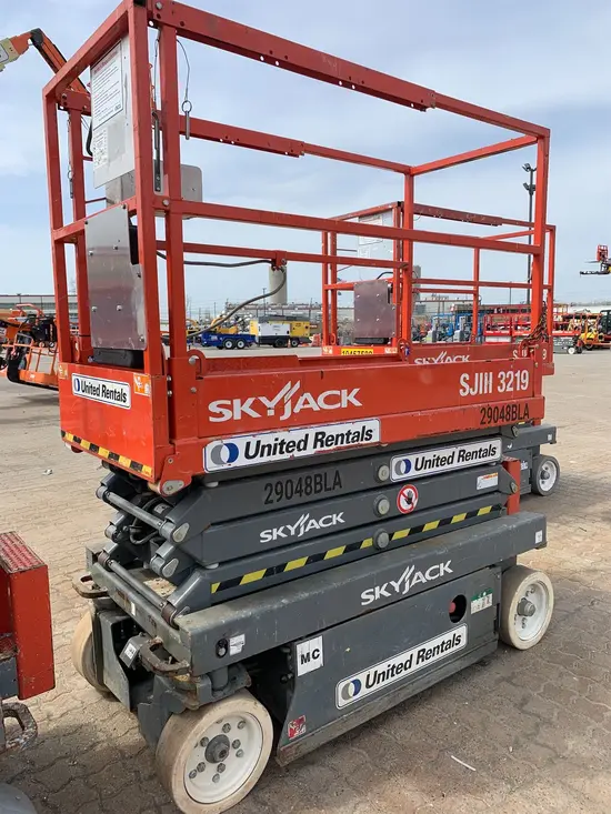 2016 Skyjack SJIII3219 Scissor Lift
