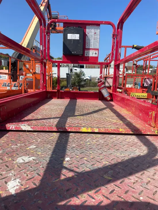 2018 MEC 4046SE Scissor Lift