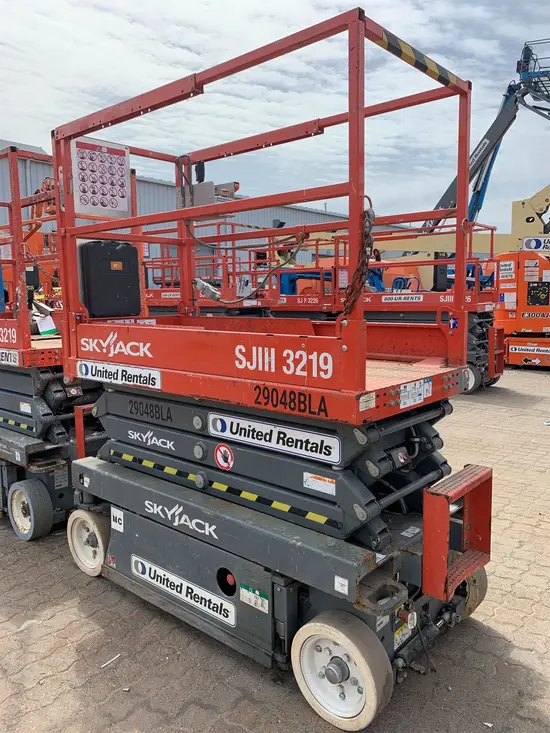 2016 Skyjack SJIII3219 Scissor Lift