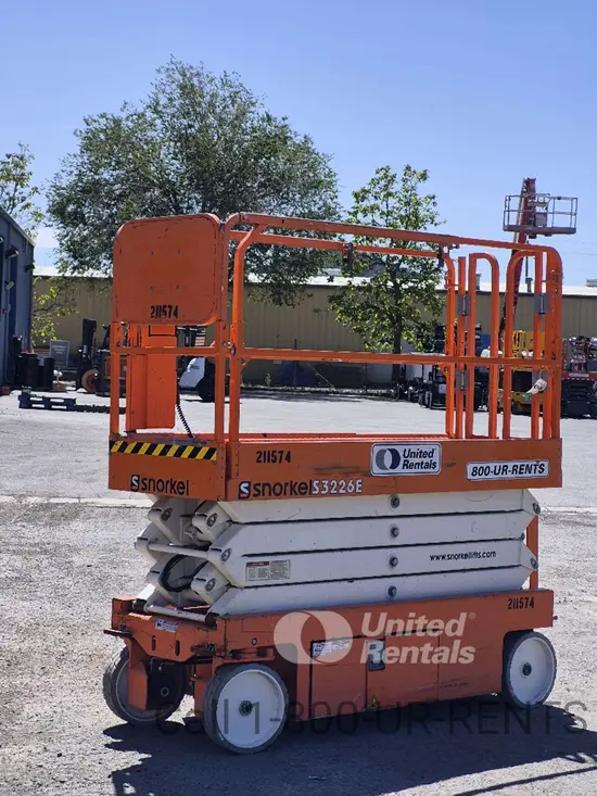 2018 Snorkel S3226E Scissor Lift