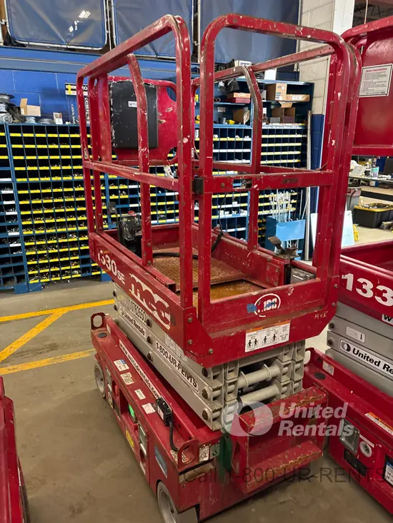 2018 MEC 1330SE Scissor Lift