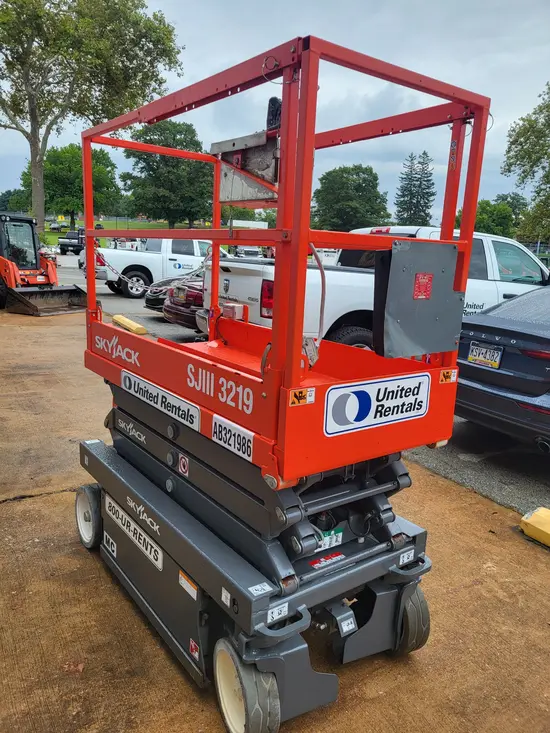 2017 Skyjack SJIII3219 Scissor Lift