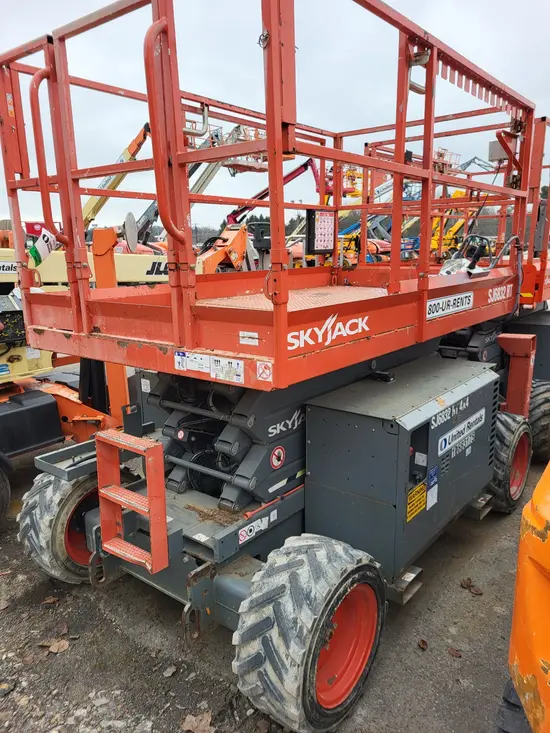 2018 Skyjack SJ6832RT Rough Terrain Scissor Lift