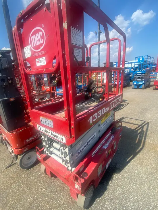 2019 MEC 1330SE Scissor Lift