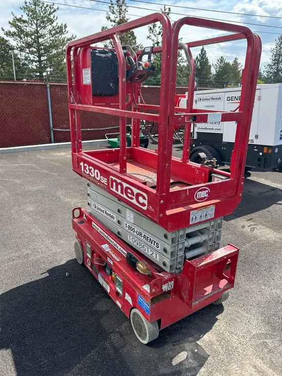2019 MEC 1330SE Scissor Lift