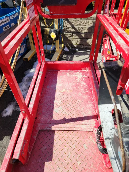 2022 MEC 1330SE Scissor Lift
