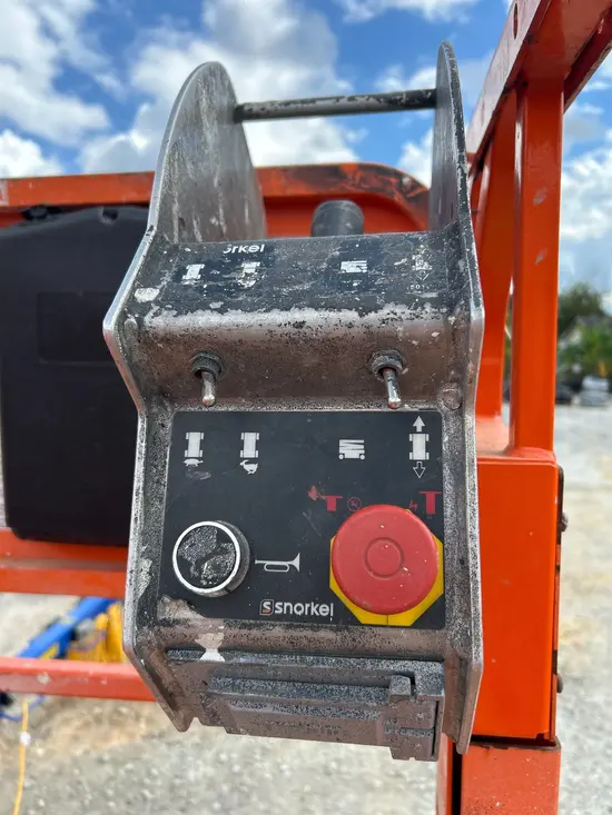 2019 Snorkel S3226E Scissor Lift