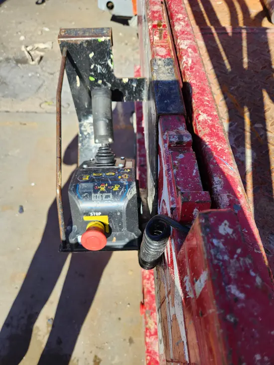 2018 MEC 1930SE Scissor Lift
