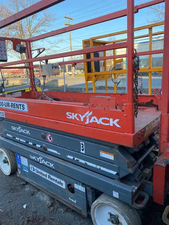 2017 Skyjack SJIII3220 Scissor Lift