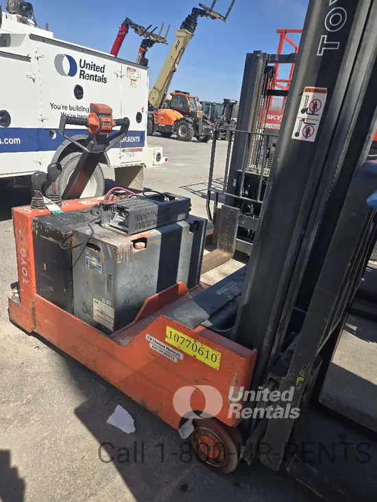 2018 Toyota 6BWC20 Warehouse Forklift