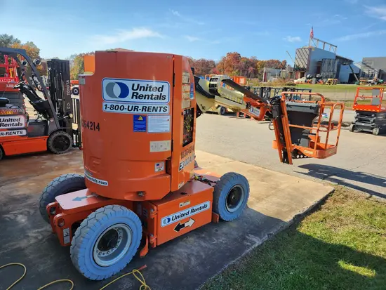 2015 JLG E300AJP Articulating Boom Lift