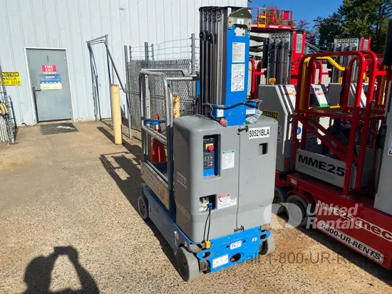 2017 Genie GR-20 Self-Propelled One-Person Lift