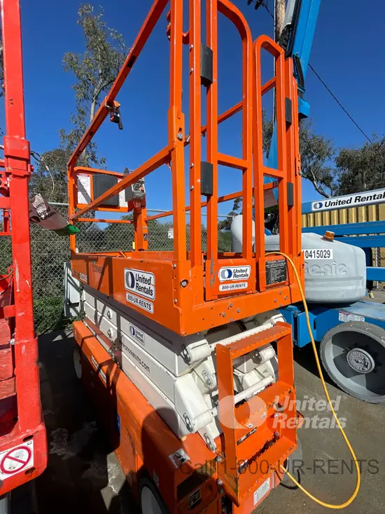 2019 Snorkel S3226E Scissor Lift