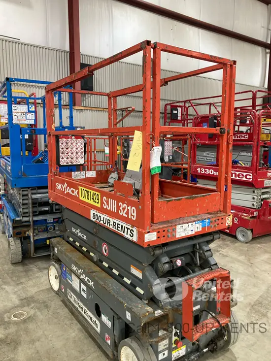 2018 Skyjack SJIII3219 Scissor Lift