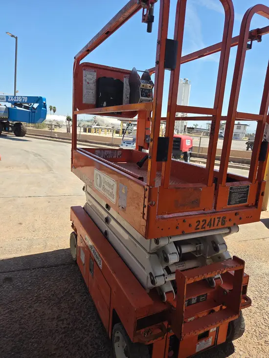 2019 Snorkel S3219E Scissor Lift