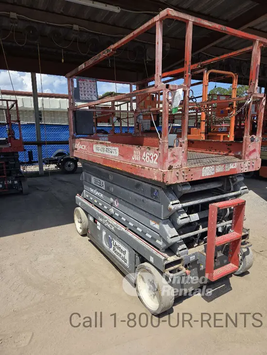 2016 Skyjack SJIII4632 Scissor Lift