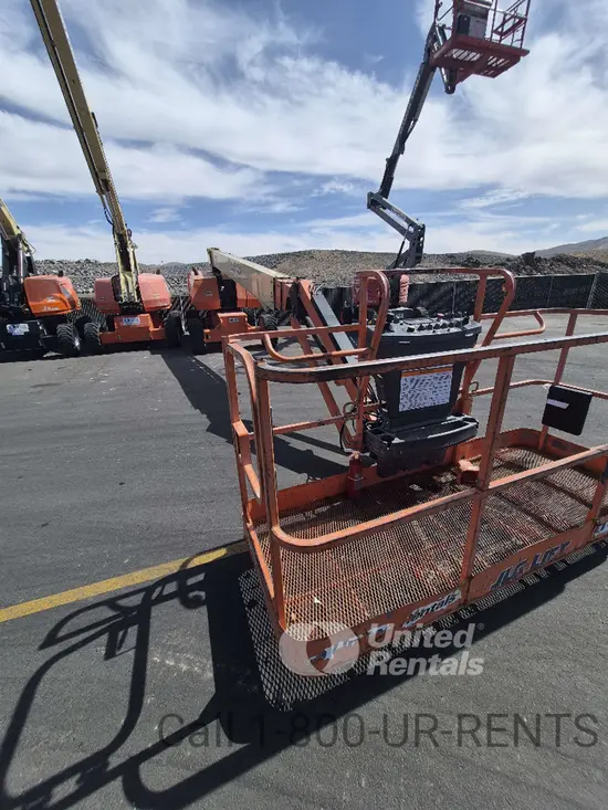 2018 JLG 860SJ Boom Lift