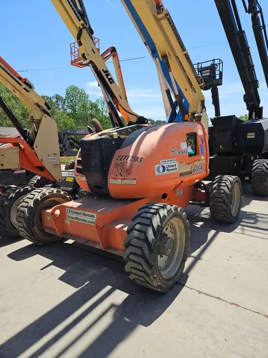 2017 JLG 600AJ Articulating Boom Lift