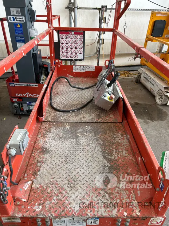 2017 Skyjack SJIII3219 Scissor Lift