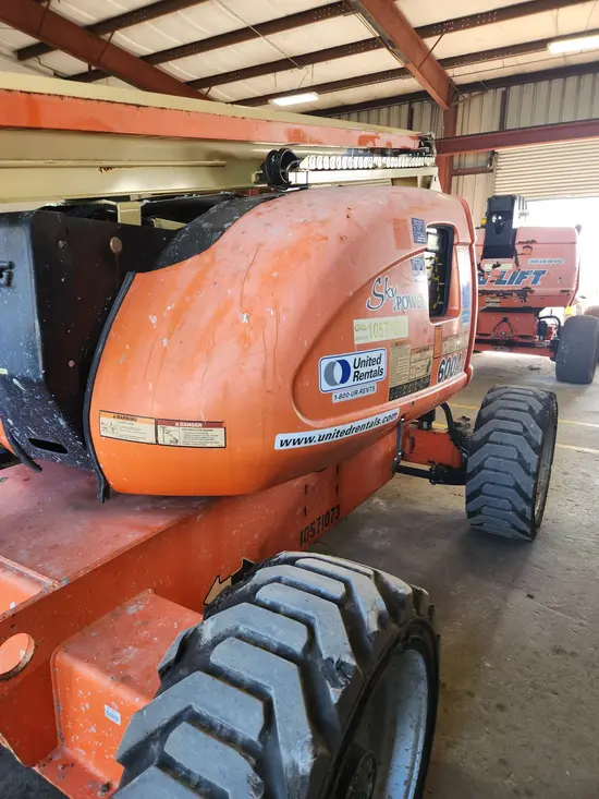 2017 JLG 600AJ Articulating Boom Lift