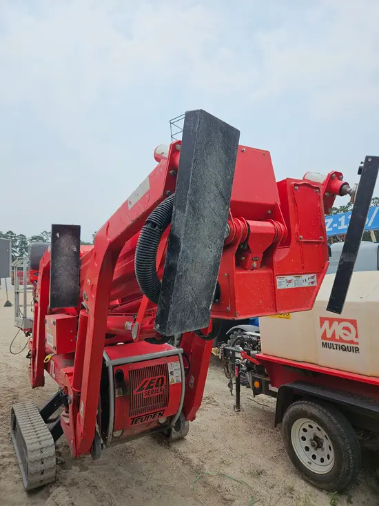 2017 TEUPEN TL63A Boom Lift