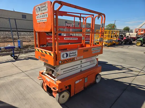 2018 Snorkel S3219E Scissor Lift