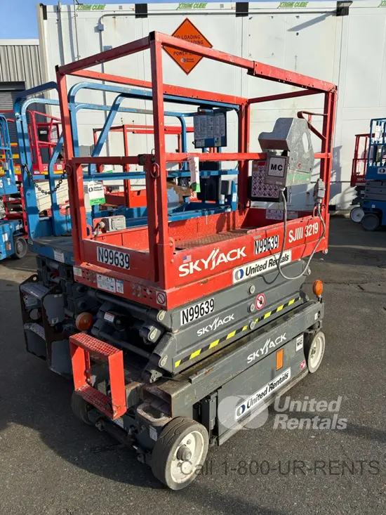 2017 Skyjack SJIII3219 Scissor Lift