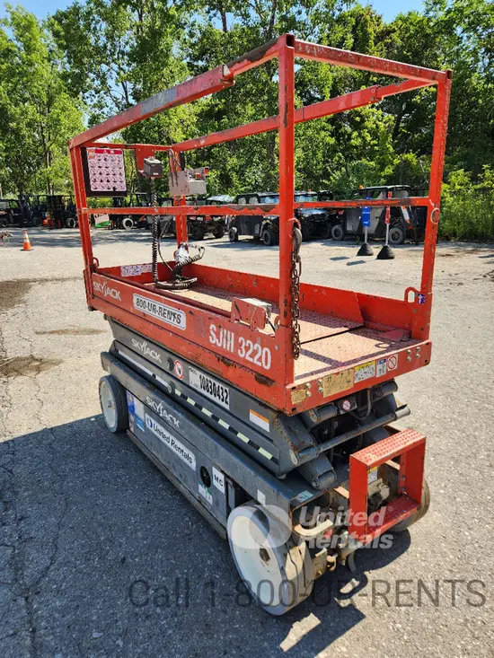 2018 Skyjack SJIII3220 Scissor Lift