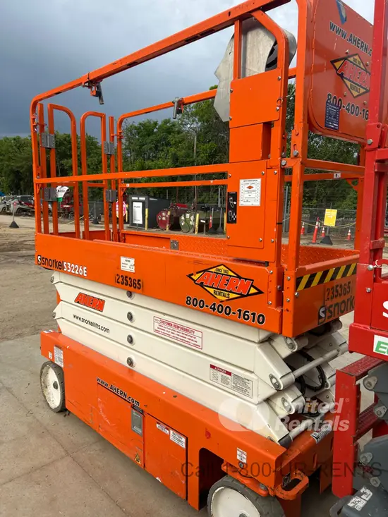 2019 Snorkel S3226E Scissor Lift