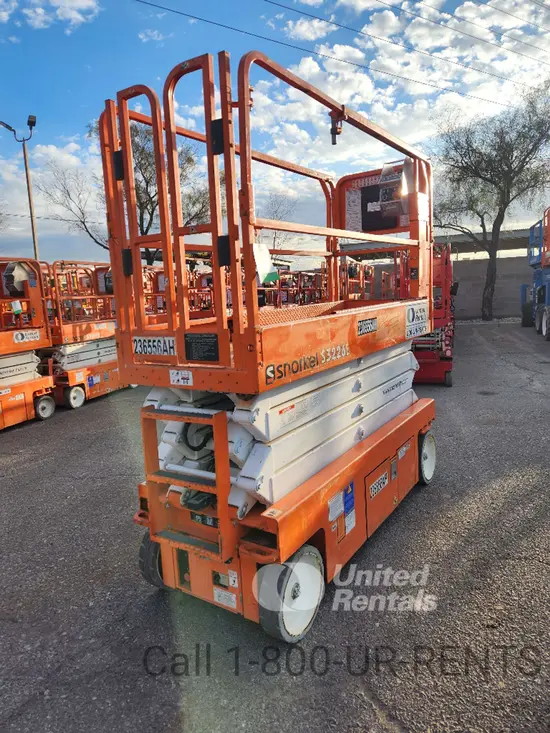 2019 Snorkel S3226E Scissor Lift