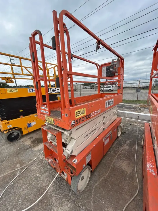 2019 Snorkel S3226E Scissor Lift