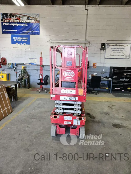 2017 MEC 1930SE Scissor Lift