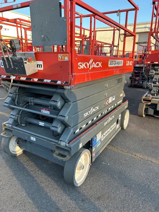 2018 Skyjack SJIII4632 Scissor Lift