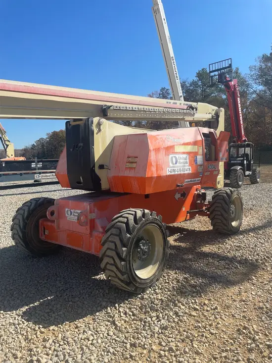 2018 JLG 800AJ Articulating Boom Lift