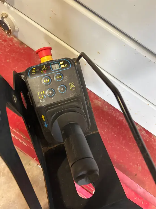 2019 MEC 4046SE Scissor Lift
