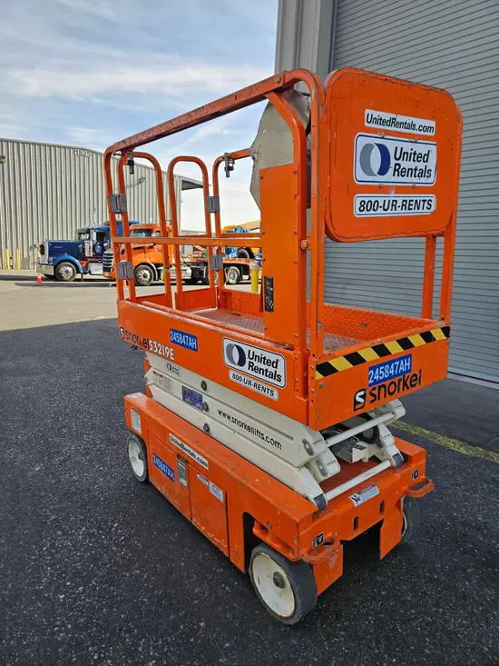 2020 Snorkel S3219E Scissor Lift