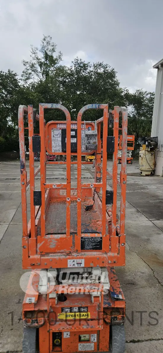 2021 Snorkel S3215E Scissor Lift