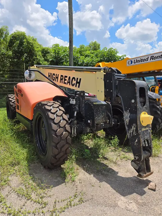 2017 JLG 642 Forklift