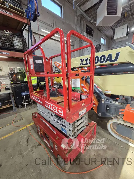 2017 MEC 1330SE Scissor Lift