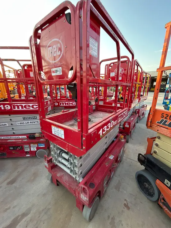 2019 MEC 1330SE Scissor Lift