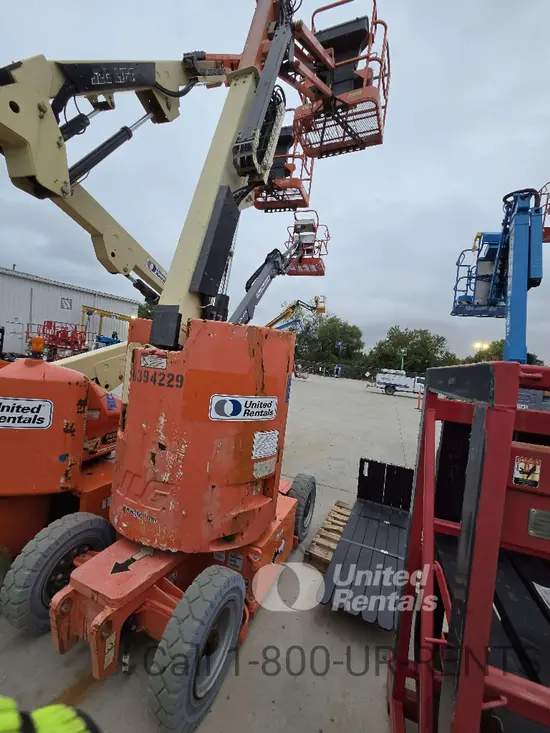 2015 JLG E300AJP Articulating Boom Lift